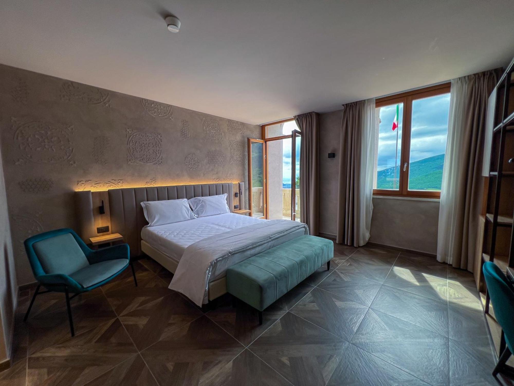 Parc Hotel San Pietro Spiazzi Di Caprino Luaran gambar