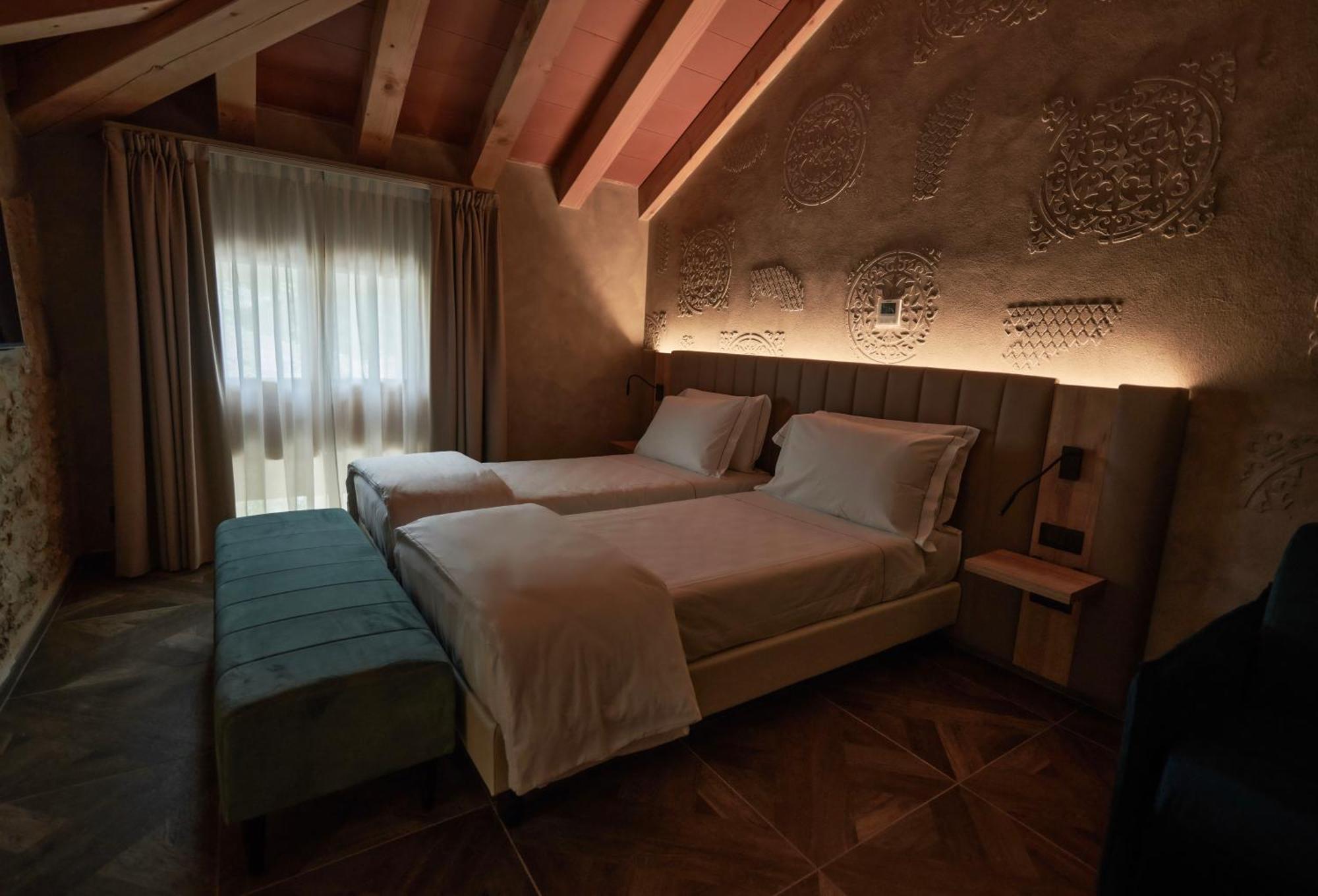 Parc Hotel San Pietro Spiazzi Di Caprino Luaran gambar