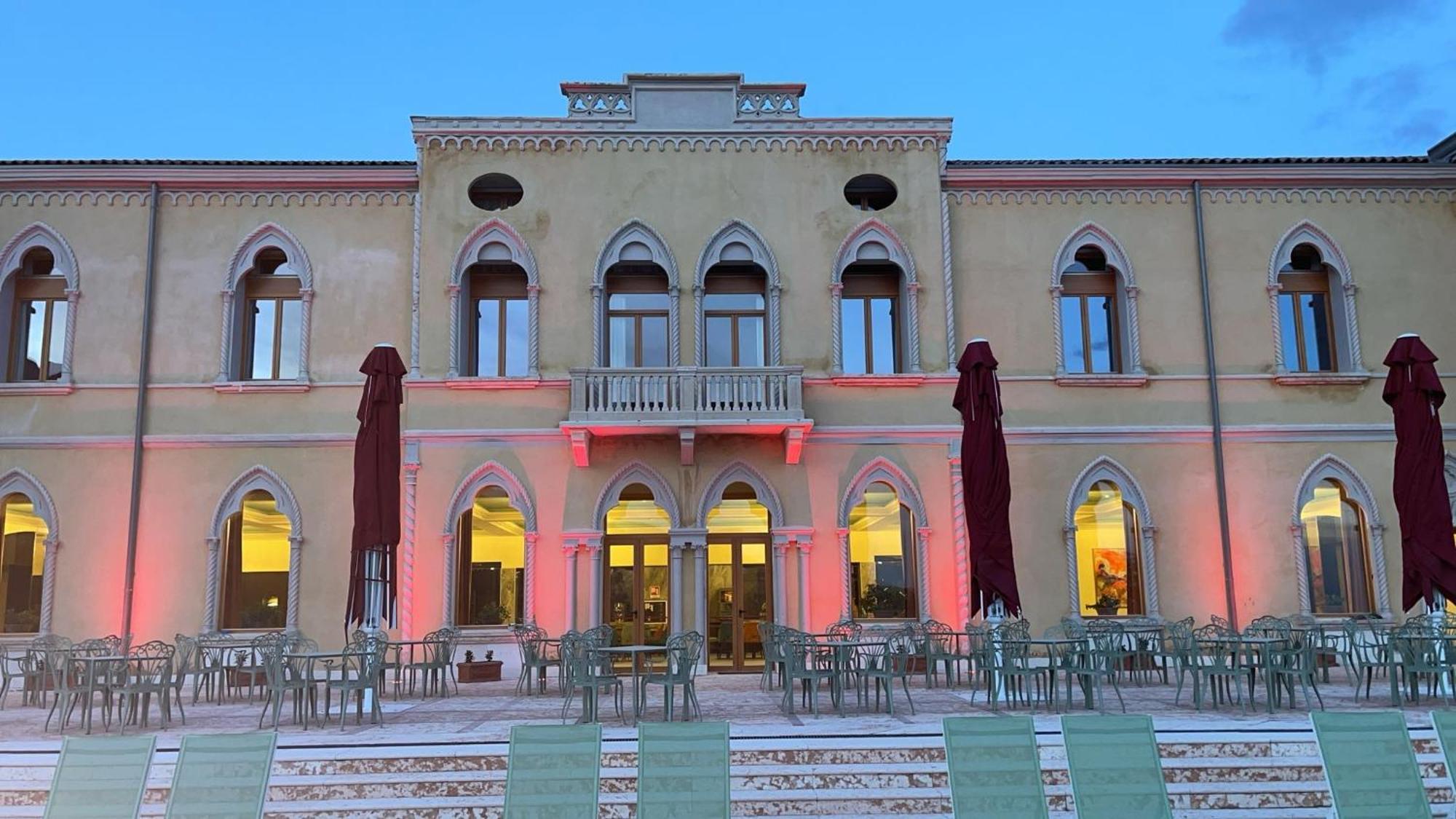 Parc Hotel San Pietro Spiazzi Di Caprino Luaran gambar