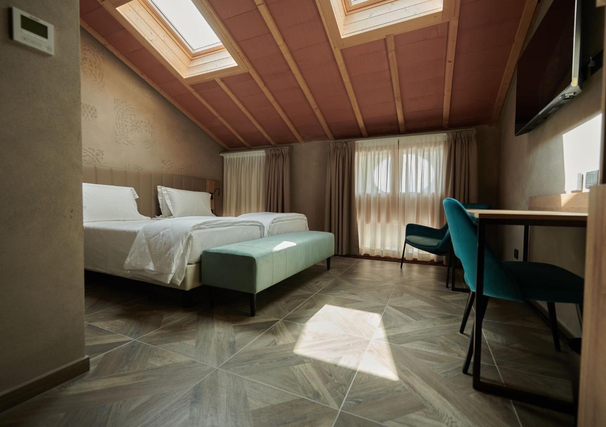 Parc Hotel San Pietro Spiazzi Di Caprino Luaran gambar